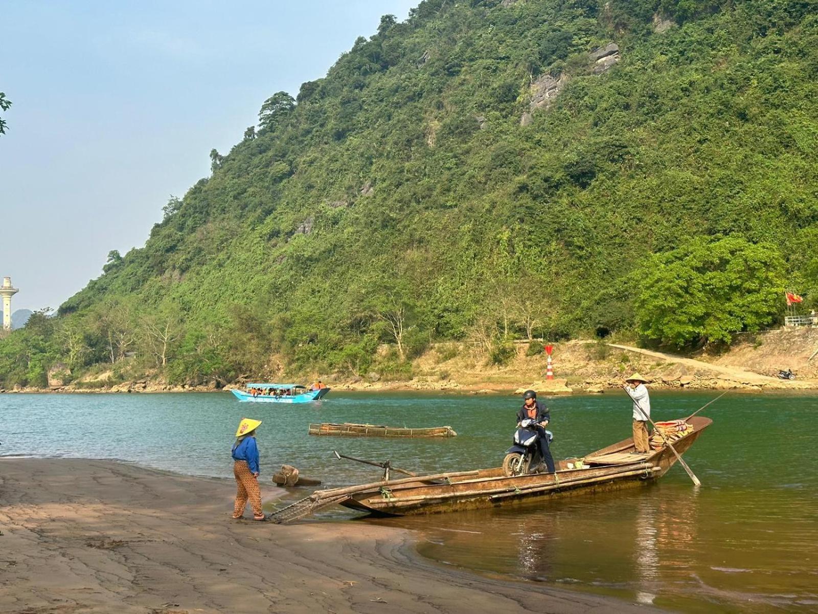 Tutu'S Homestay Phong Nha Bagian luar foto